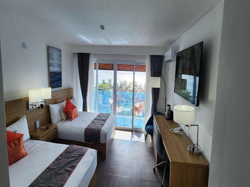 Hotel 39 Jamaica image