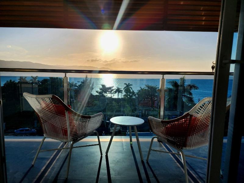 Hotel 39 Jamaica image