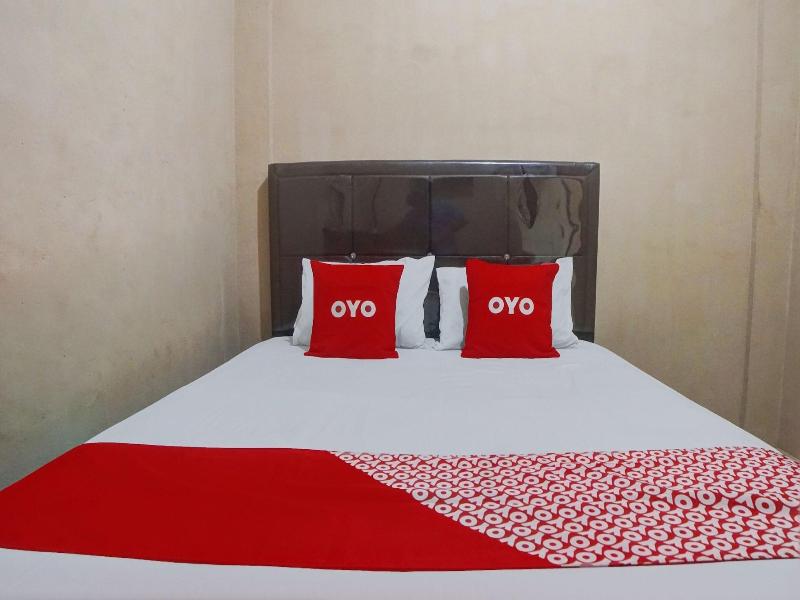 Hotel O Penginapan Syariah Faster Inn image