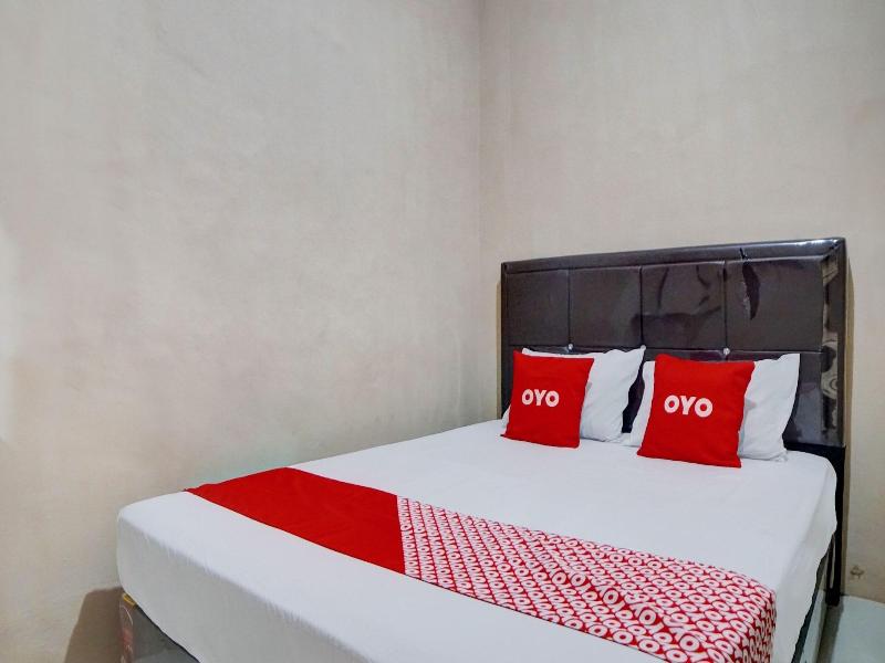 Hotel O Penginapan Syariah Faster Inn image