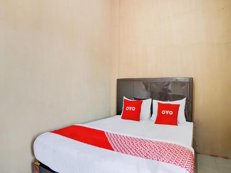 Hotel O Penginapan Syariah Faster Inn image