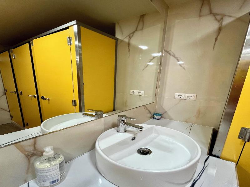 Velvet Hostel image