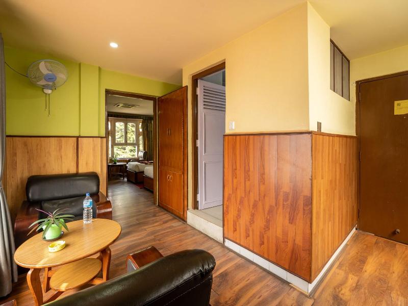 Avocado And Orchid Resort image