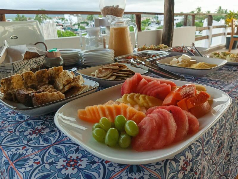 Plaza Luna Suites image