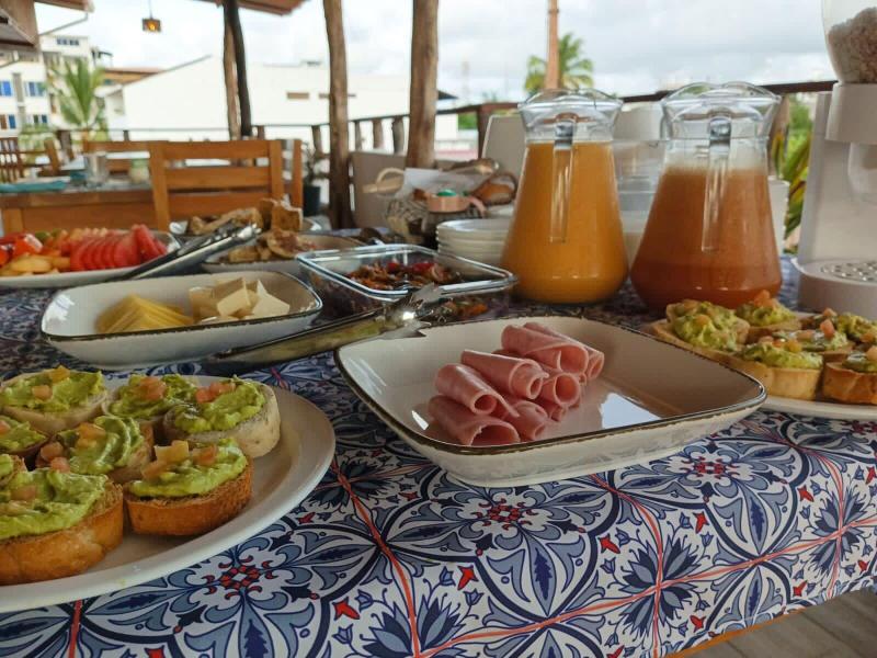 Plaza Luna Suites image