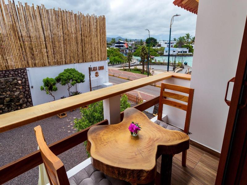 Plaza Luna Suites image