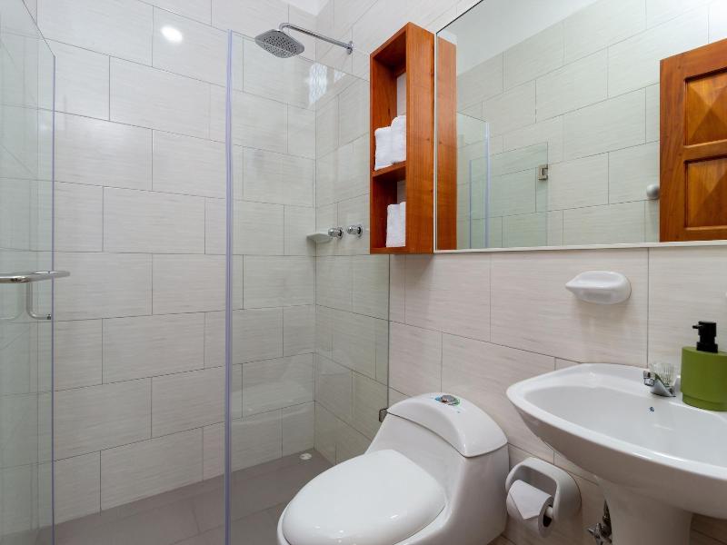 Plaza Luna Suites image