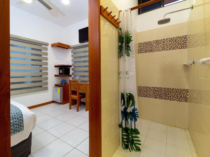 Plaza Luna Suites image