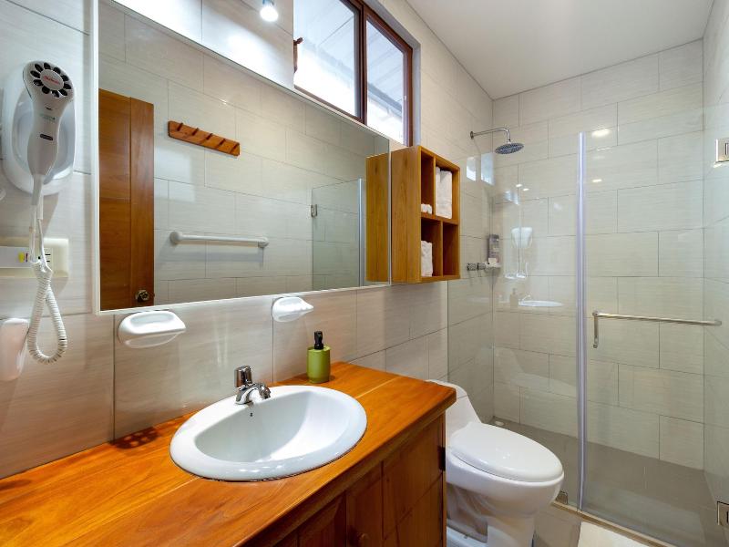 Plaza Luna Suites image