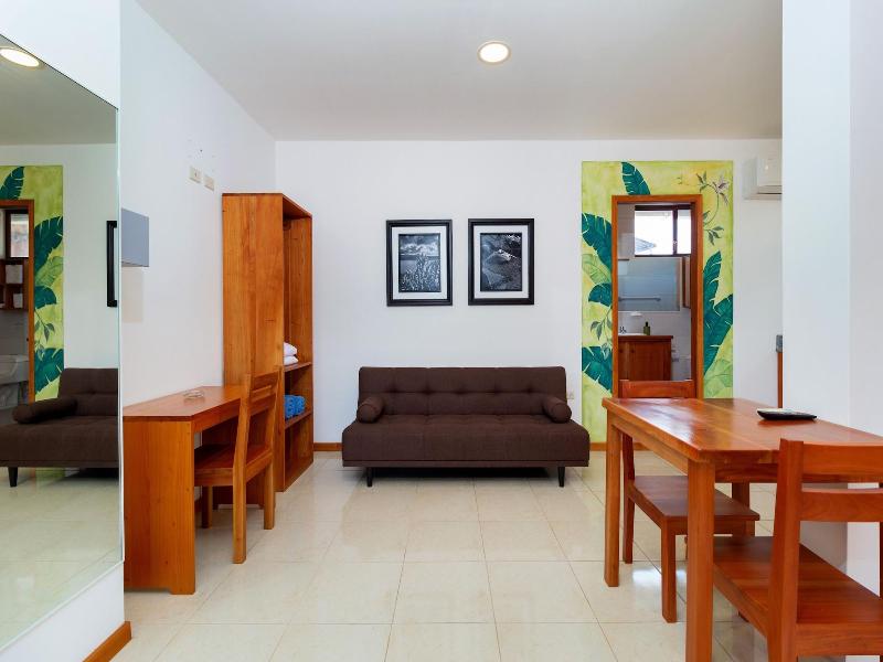 Plaza Luna Suites image