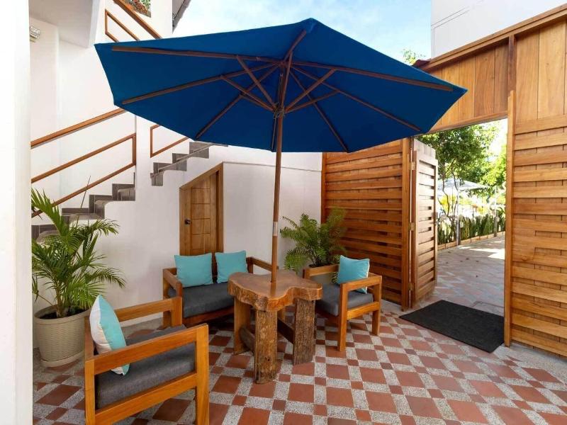 Plaza Luna Suites image