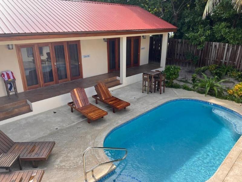 Pur Private Suites image