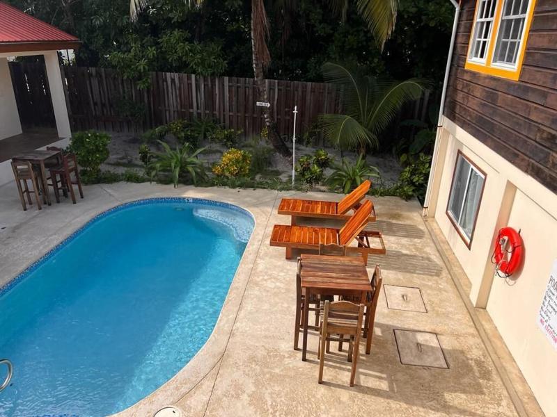Pur Private Suites image