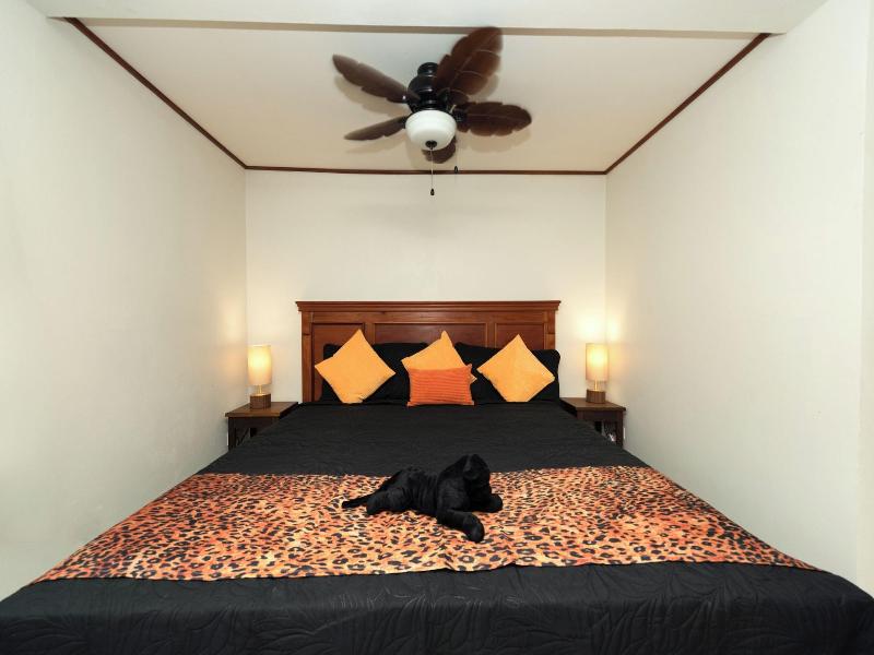 Pur Private Suites image