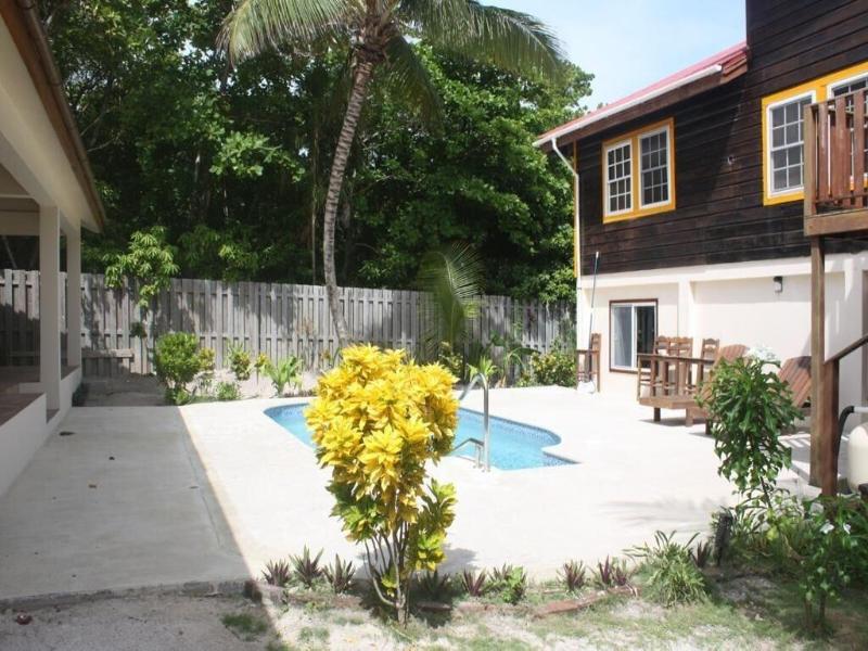 Pur Private Suites image