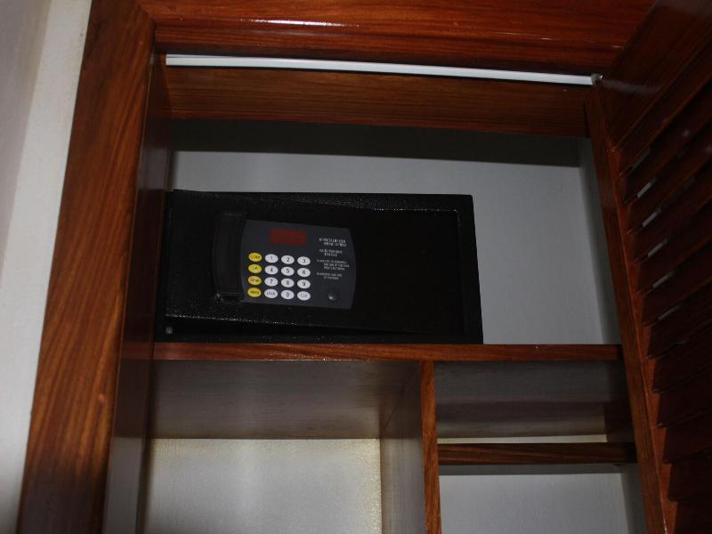 Pur Private Suites image