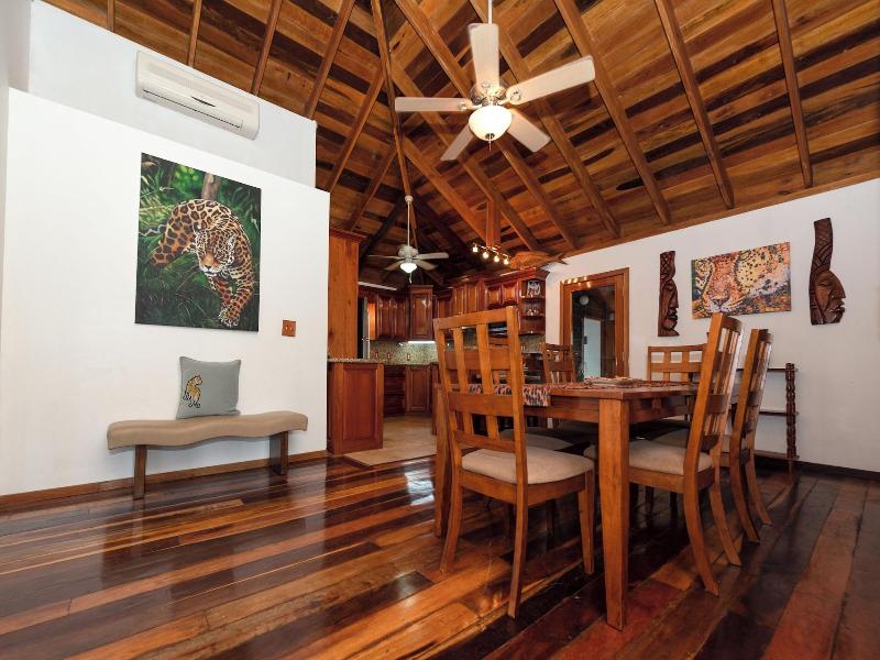 Pur Private Suites image