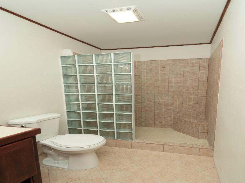 Pur Private Suites image
