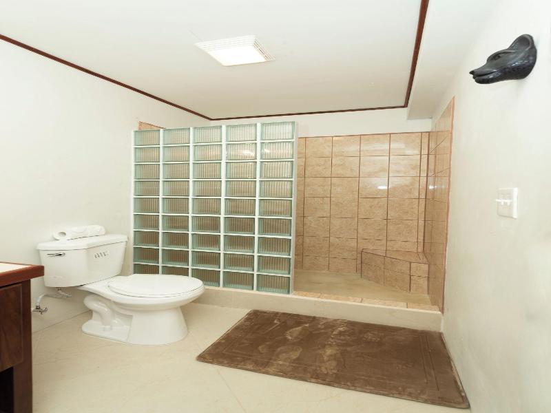 Pur Private Suites image