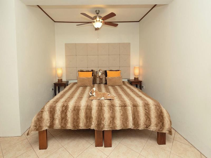 Pur Private Suites image