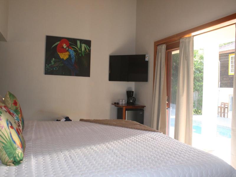 Pur Private Suites image