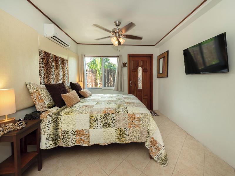 Pur Private Suites image