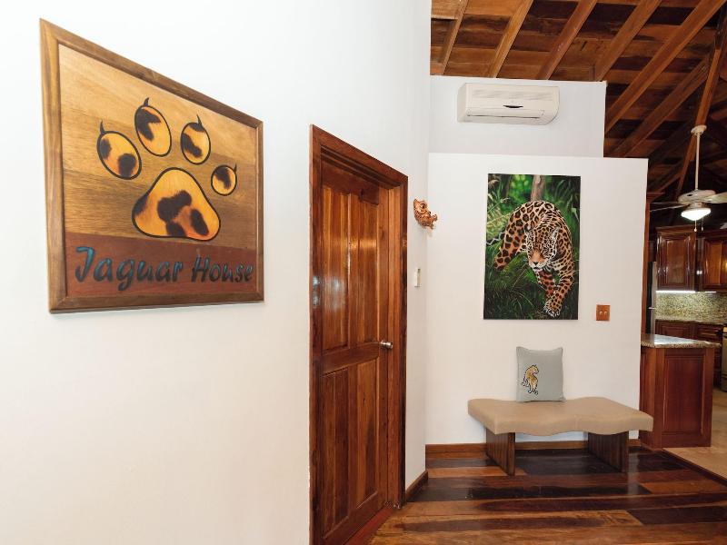 Pur Private Suites image