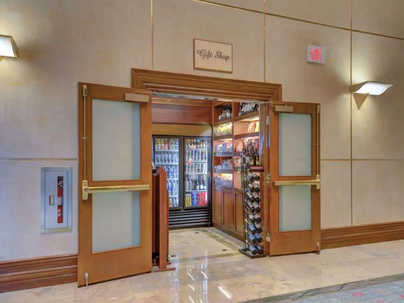 Luxe 702 Mgm Signature 1 Br 2 Bth Suite image