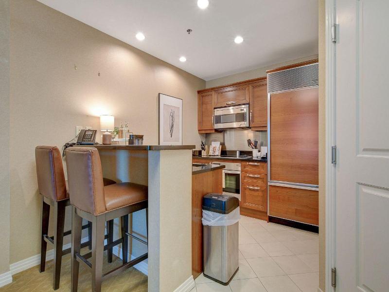 Luxe 702 Mgm Signature 1 Br 2 Bth Suite image