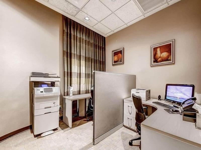 Luxe 702 Mgm Signature 1 Br 2 Bth Suite image