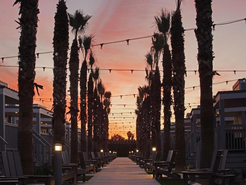 Sun Outdoors San Diego Bay image