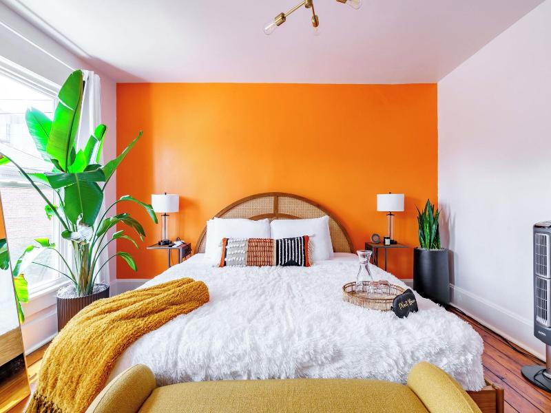 Jungle House Urban Lofts Â€“ Arena District & Sh image