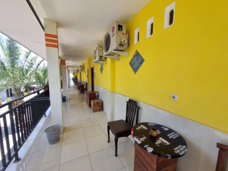 Hotel O New Asembagus 2 image