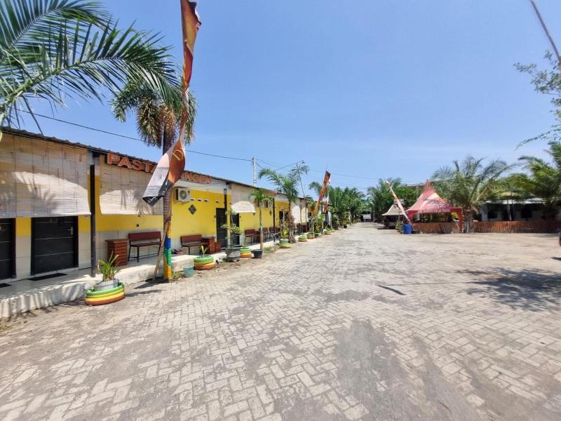 Hotel O New Asembagus 2 image