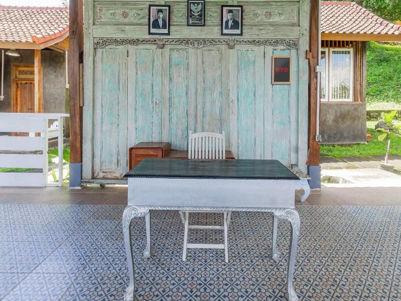 Hotel O Tungku Klui Hotel image