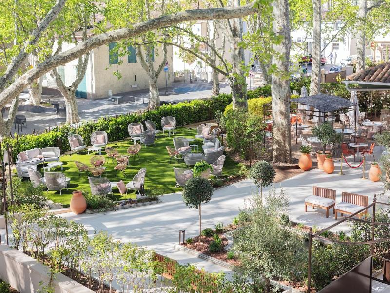 Hã´tel Et Restaurant La Bastide Bourrelly Â€“ Ma image