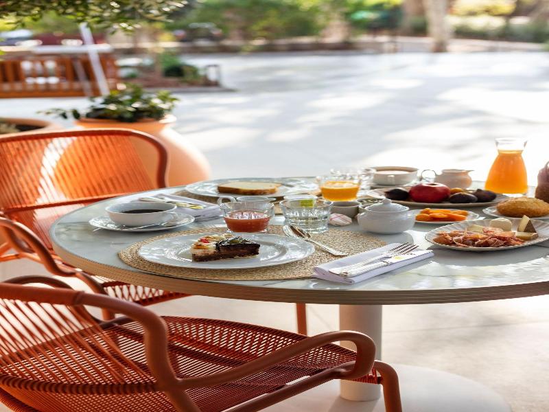 Hã´tel Et Restaurant La Bastide Bourrelly Â€“ Ma image