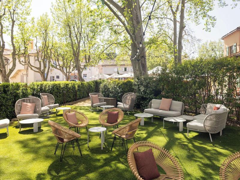 Hã´tel Et Restaurant La Bastide Bourrelly Â€“ Ma image