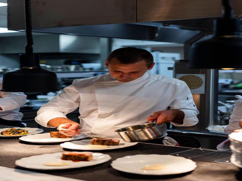 Hã´tel Et Restaurant La Bastide Bourrelly Â€“ Ma image