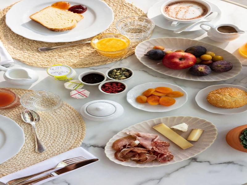 Hã´tel Et Restaurant La Bastide Bourrelly Â€“ Ma image