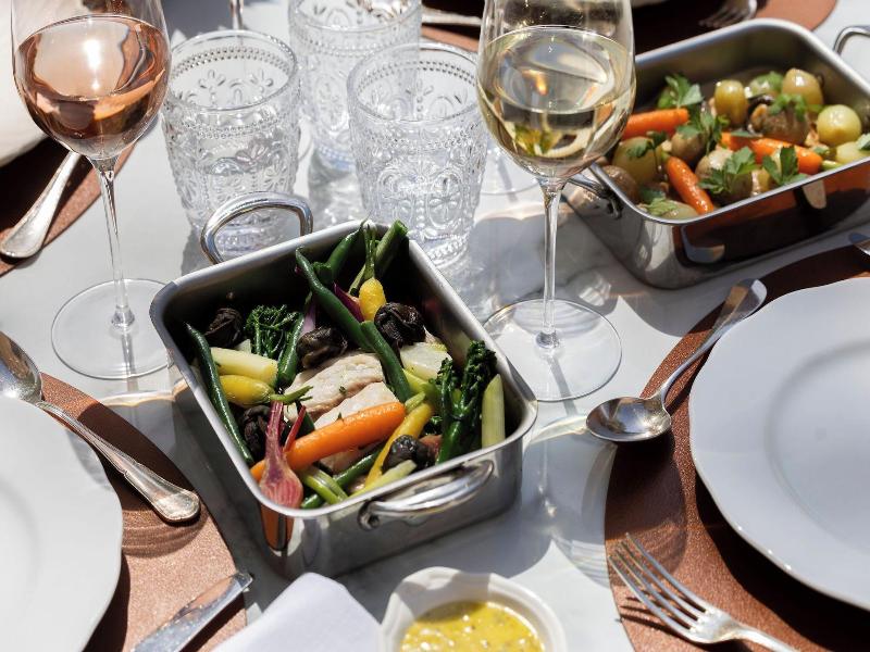 Hã´tel Et Restaurant La Bastide Bourrelly Â€“ Ma image