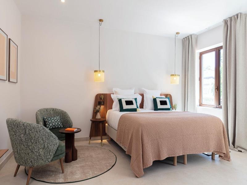 Hã´tel Et Restaurant La Bastide Bourrelly Â€“ Ma image