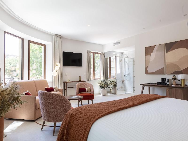 Hã´tel Et Restaurant La Bastide Bourrelly Â€“ Ma image