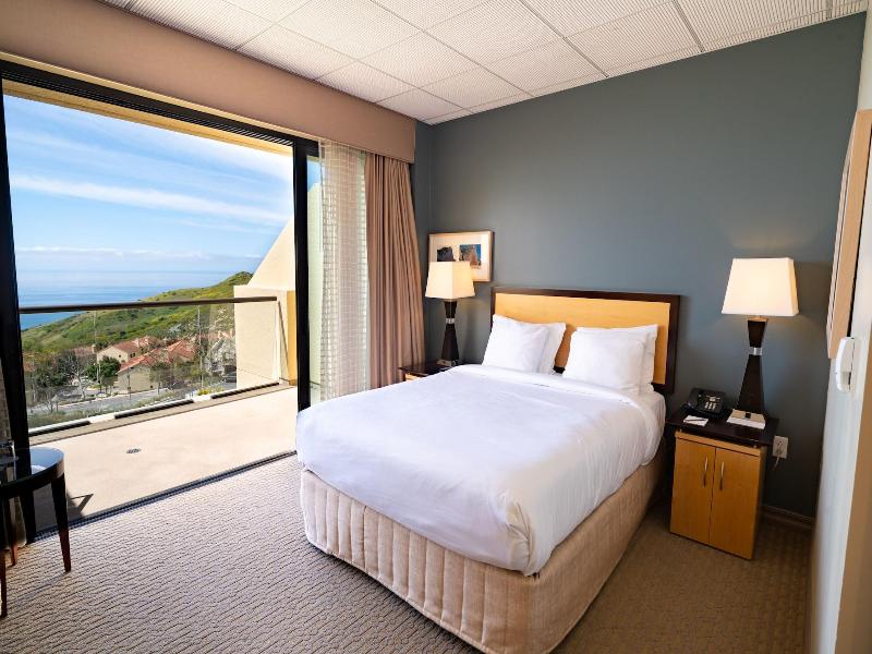Villa Graziadio At Pepperdine University image