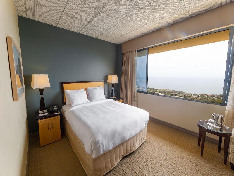 Villa Graziadio At Pepperdine University image