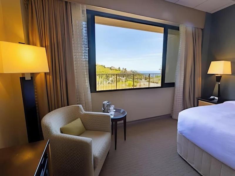 Villa Graziadio At Pepperdine University image