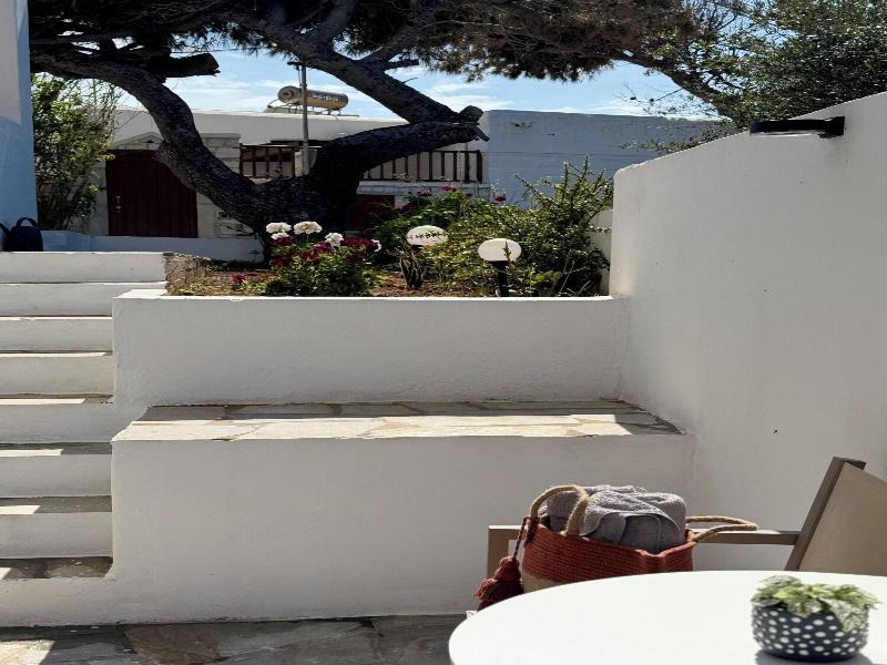 Paros Five Senses image