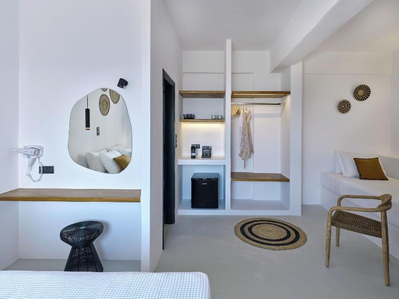 Paros Five Senses image