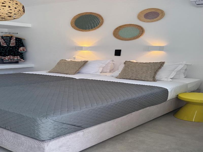 Paros Five Senses image