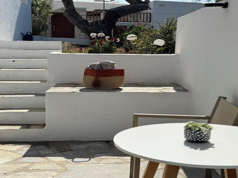 Paros Five Senses image